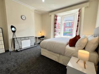 Cozy Ground Flat - Free Parking - Heaton - 8