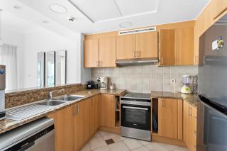 Sleek and Spacious 2BR at Dubai Marina, Near Beach - 3