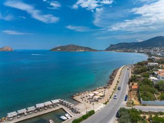 Porto Rafti Beachfront Apartment - 3