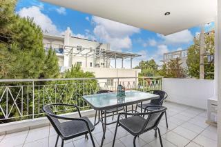 Porto Rafti Beachfront Apartment - 2