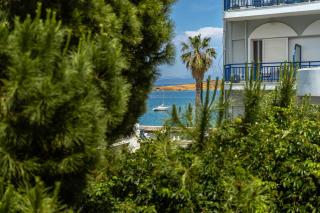 Porto Rafti Beachfront Apartment - 1