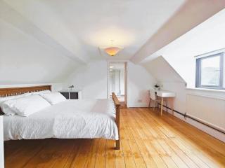 4 Bed in Finstock oc-j32524 - - 1