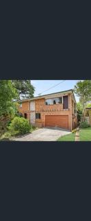 Cozy Queen Room close to Shops and Station - NC2 - Dundas Valley - 7