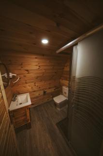 Alpha Bungalov - - 0
