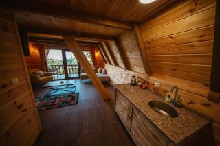 Alpha Bungalov - - 2