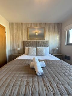 Elegant 1 Bed with free parking - 8