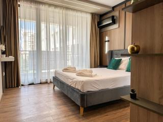 1BR Modern Apartment 6mins to City Centre with FREE Street Parking and Gym Pass - Plovdiv - 0