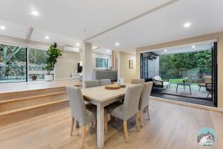 Spacious Family Home with Pool in Pennant Hills - 8