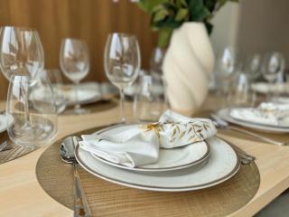 3BR Luxury Townhouse with Garden - 3