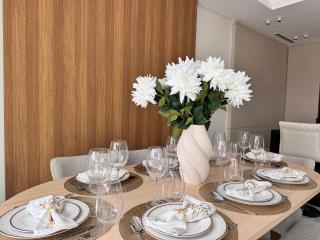 3BR Luxury Townhouse with Garden - 5