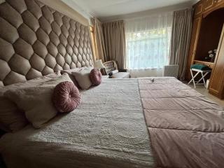 House on Grand Hill - Bloemfontein - 6