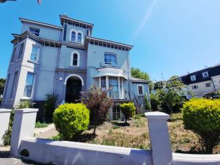 Bolton Road Apartments - Eastbourne - 1