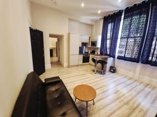 Bolton Road Apartments - Eastbourne - 4