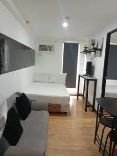 Reicondotel Arezzo Davao - 4