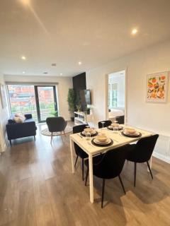 New Deluxe 2-BDR Apartment with FREE Parking - Nottingham - 1