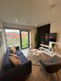 New Deluxe 2-BDR Apartment with FREE Parking - Nottingham - 8