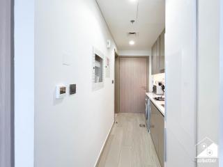 Modern Comfort Studio Relax & Unwind in Style - 4