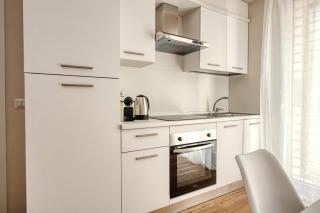 Green Diamond Flat - 9