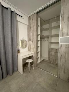GuccisCozyStudio - 3
