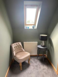 2 Bed House - free parking, short walk to centre - South Kessock - 6
