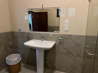 Kandy Neela Weralu - 7