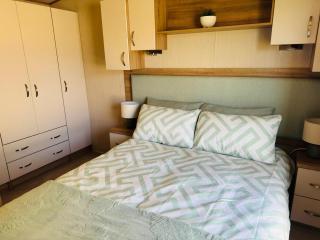 Cosy 2 bed in Dovercourt Holiday Park -Sleeps 6 - Harwich - 1