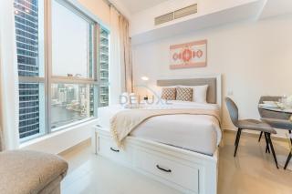 Short Walk to Marina Mall, Marina Walk and JBR Beach, Stunning Marina Views - Bay Central 2, Dubai Marina by Deluxe Holiday Homes - 0
