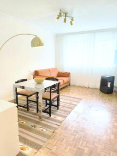 5 min to sea, 8 min to train station, parking - Menton - 9