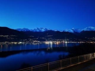 LAGUNA BLU - Villa da sogno con idromassaggio panoramico sul Lago di Como - Colico - 2