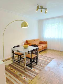 5 min to sea, 8 min to train station, parking - Menton - 8