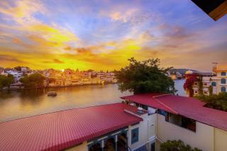 THAMLA HAVELI - Heritage Lake View Hotel - 1