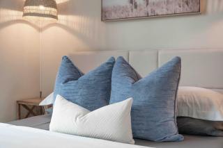 Downtown Corner Suite with City Views and AC for 6 Guests - Vancouver - 9