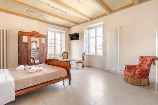 PALAZZO PICALFIERI SUITE d EPOCA - LʼAquila - 9
