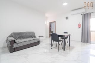 Homey 1BR Apartment in Tarxien with Sofa Bed & AC - - 3