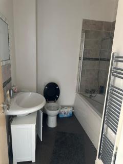 2 bedroom City Centre Apartment - 6