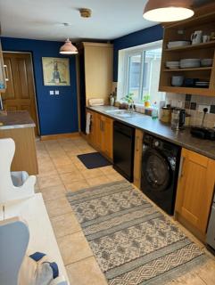 Causeway Headland Gem - 4BD Cottage Retreat - Aird - 8