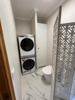 Picturesque Penthouse - 7