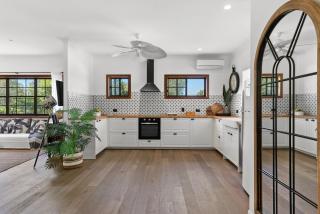THE FARM HOUSE Byron Bay - 4 bed ideally located escape - Ewingsdale - 6
