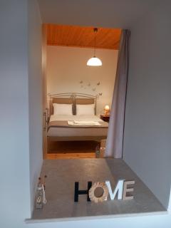 Sweet Red Home - 6