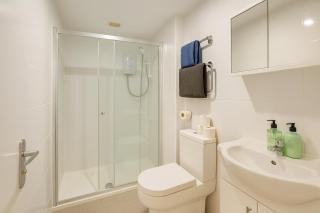 4 Person Modern Apartment Nr City Centre - Cardiff - 1