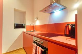 Cadorna Prestigious Apartment - Modern Architecture in front of the Station - 2