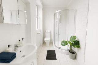 Space For Groups, 10 mins from centre with parking! - 1