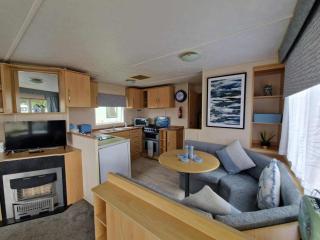 Seascape Holiday Caravan - Tunstall - 8