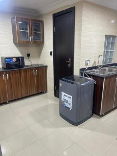 Luxury apt,Secure estate,Parking,10mins to Airport - Hausa - 8