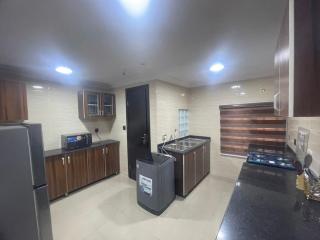 Adesanya's Haven - Hausa - 5
