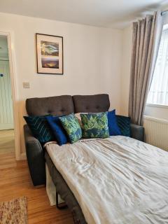 Chota Gher Apartment - Widnes - 7