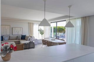 GINVA - Luxury Beachfront Apartment - 5