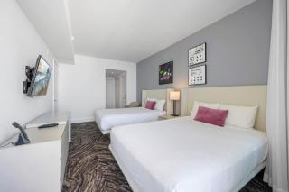 Luxury 2BR Beachfront Rooftop Pool and Spa - Hollywood - 7