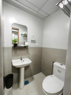 RQ Stays at Milan Residenze Fairview - Manila - 1