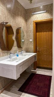 شقة بغرفة نوم و صالة - 3